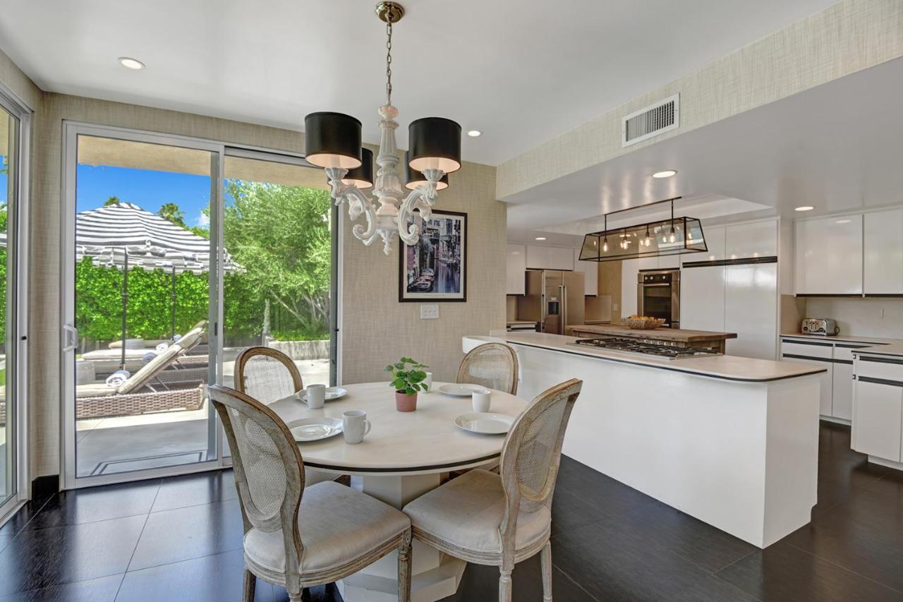 Canyon Palms Estate- Ultra-Luxe, Pool, Spa, Firepit, Outdoor Kitchen & More 棕榈泉 外观 照片