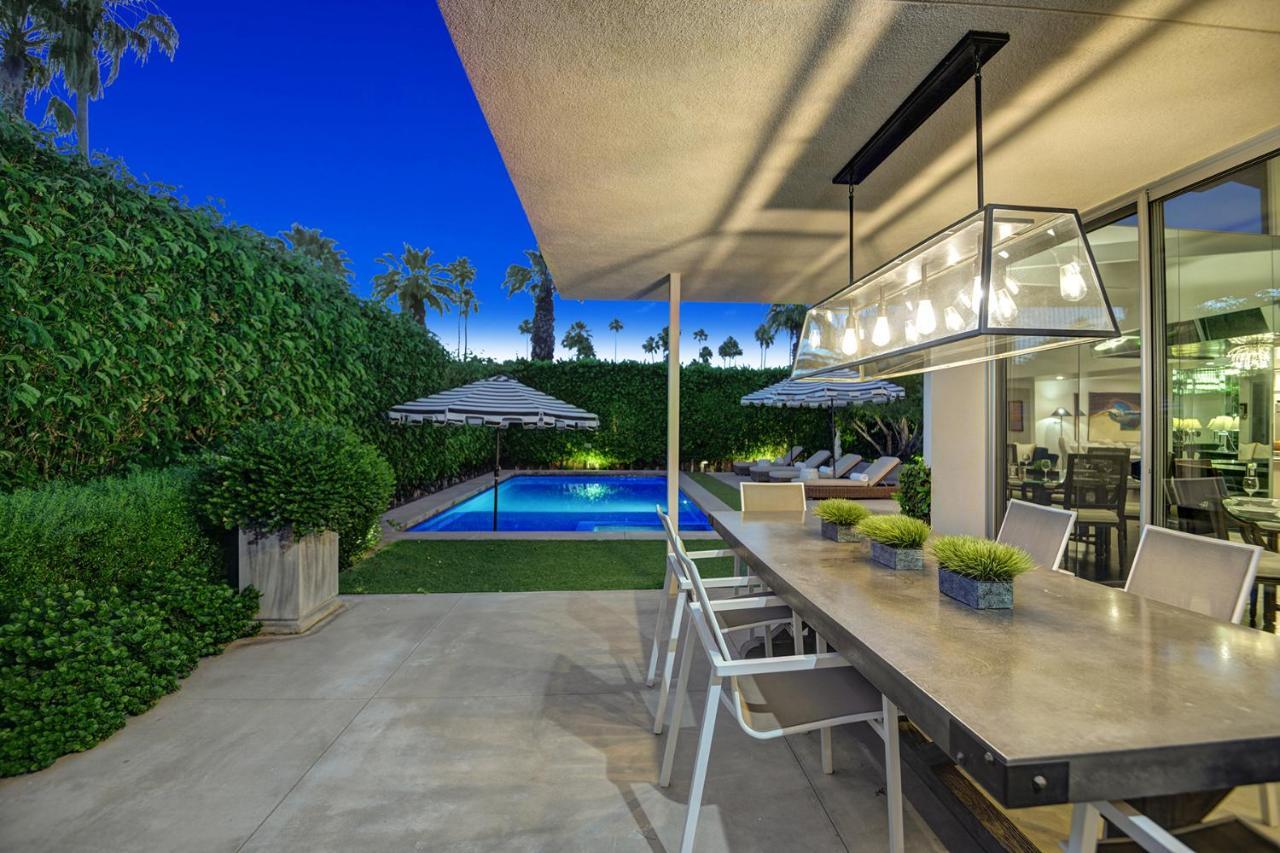 Canyon Palms Estate- Ultra-Luxe, Pool, Spa, Firepit, Outdoor Kitchen & More 棕榈泉 外观 照片