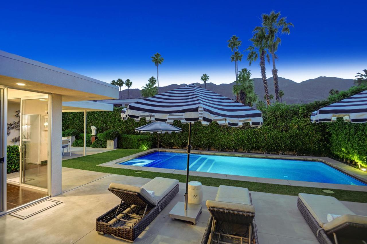 Canyon Palms Estate- Ultra-Luxe, Pool, Spa, Firepit, Outdoor Kitchen & More 棕榈泉 外观 照片